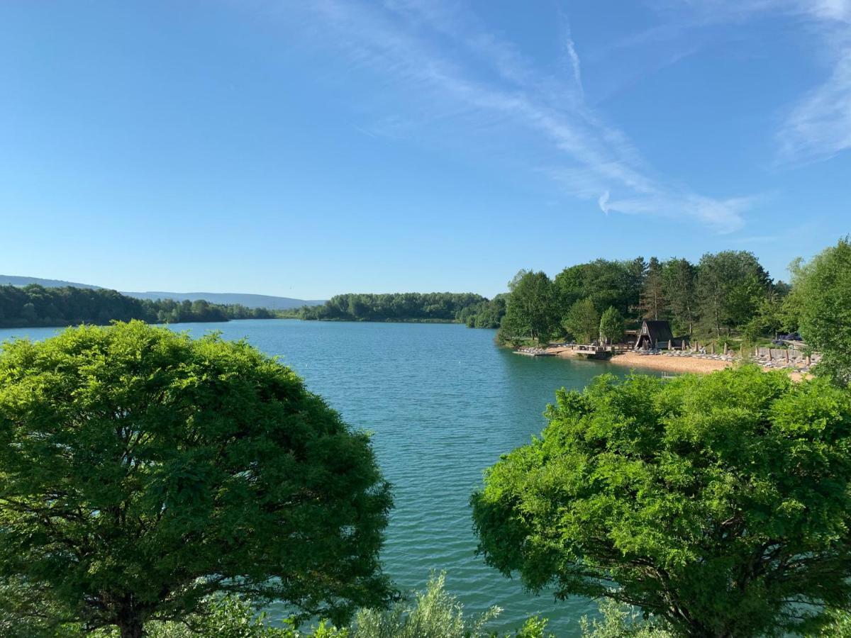 Seehotel Niedernberg - Das Dorf am See Exterior foto